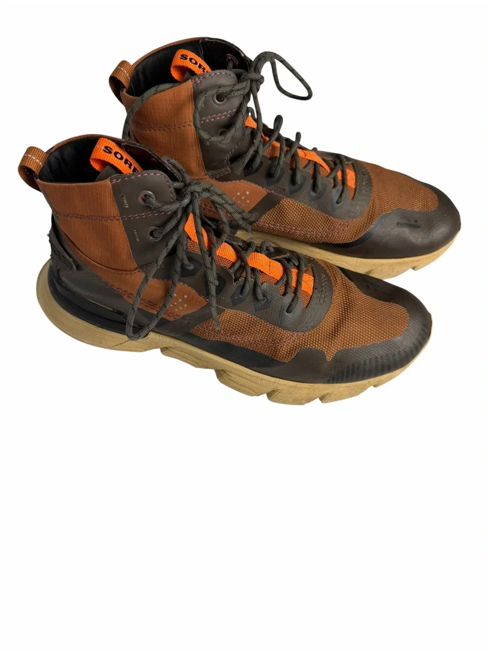 Sorel Men's Kinetic Rush MID WP Sneaker — Waterproof Sneakers Size 9.5
